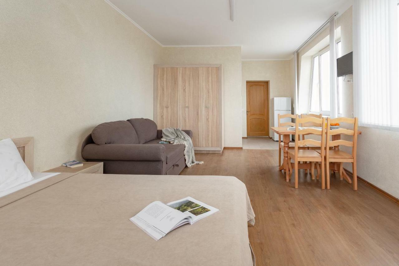 Hotel Atlantik Коблево Екстериор снимка