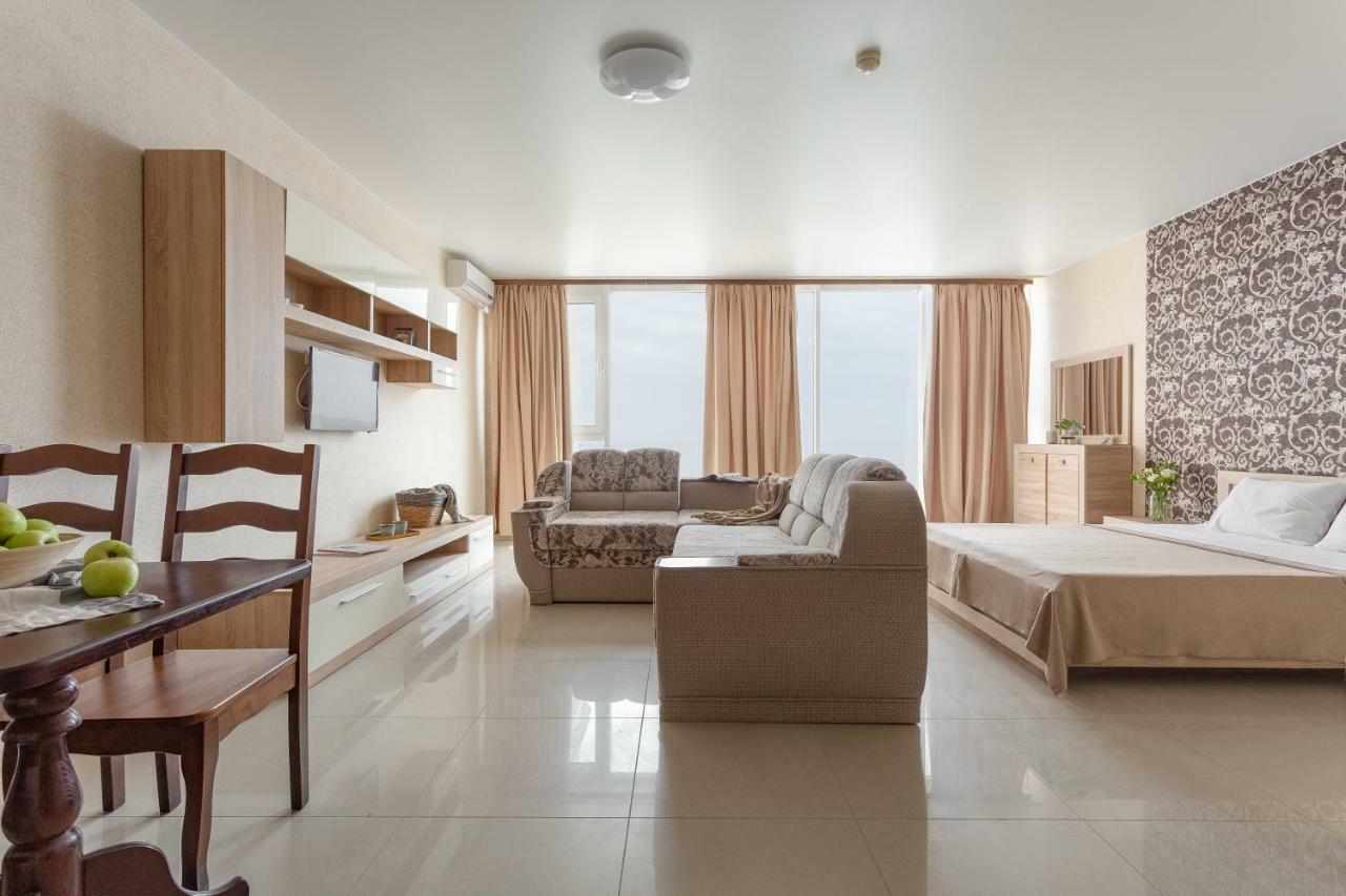 Hotel Atlantik Коблево Екстериор снимка