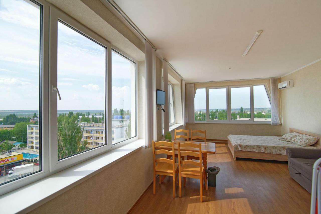 Hotel Atlantik Коблево Екстериор снимка